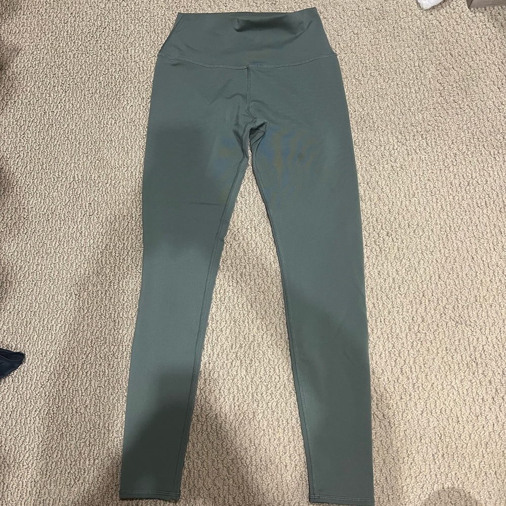 Alo Yoga leggings